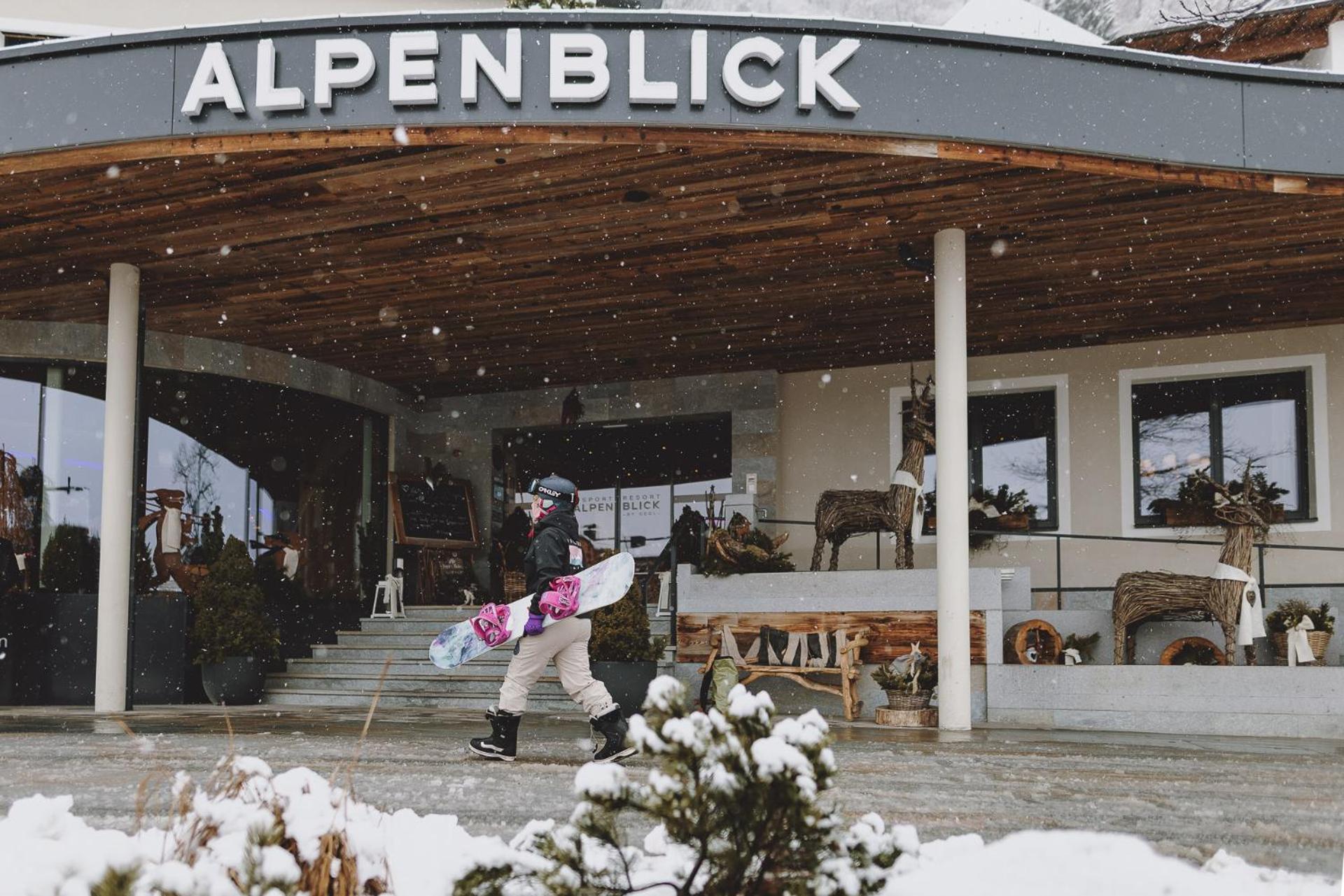 Superior Sport Und Familienresort Alpenblick Zell am See Exterior photo